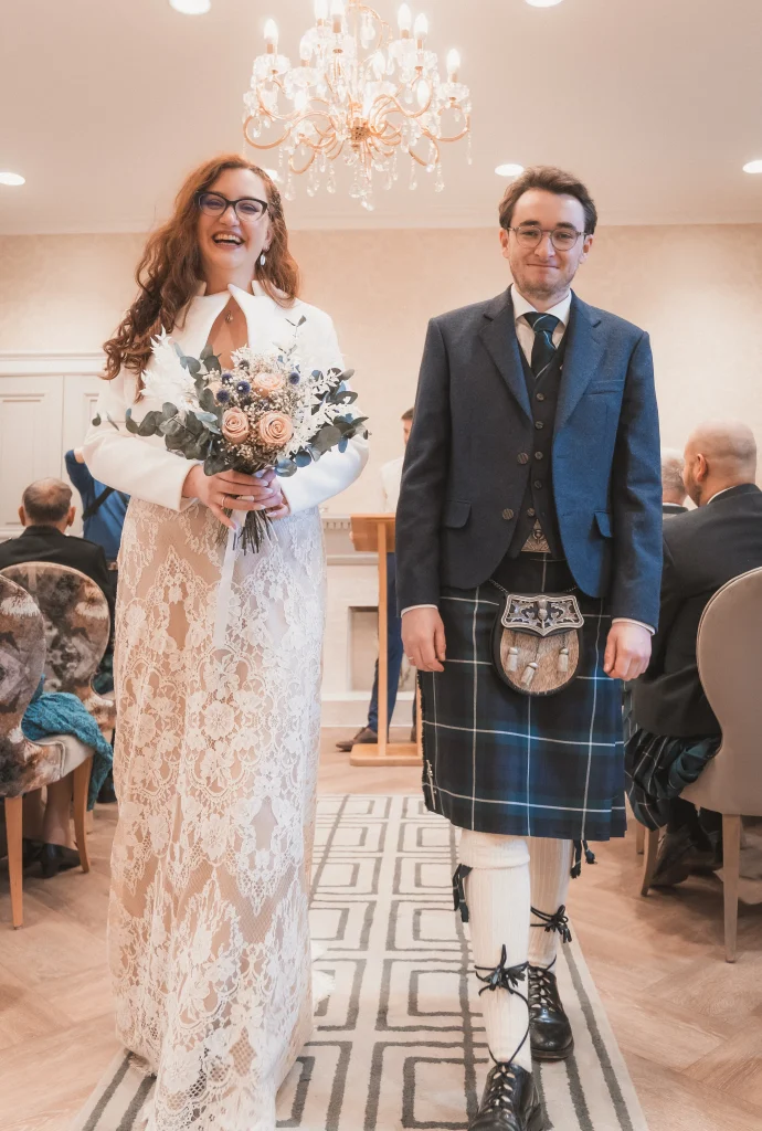 helene and lewis wedding edinburgh city chambers00015